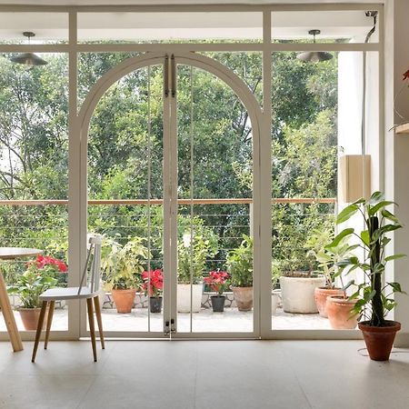 Bed and Breakfast Vaara Neu-Delhi Exterior foto