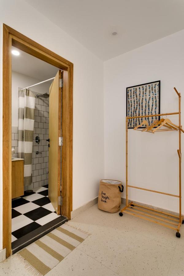 Bed and Breakfast Vaara Neu-Delhi Exterior foto
